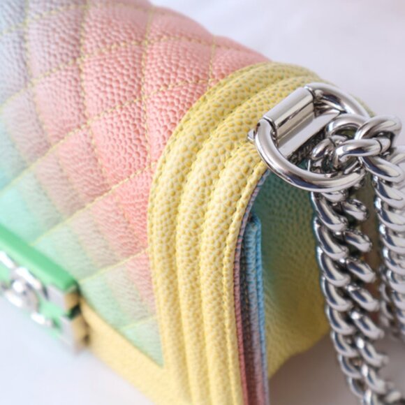 CHANEL Caviar Rainbow Boy Flap Bag Quilted 20 - Picture 7 of 16